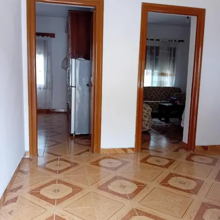 House In דירה Vlorë
